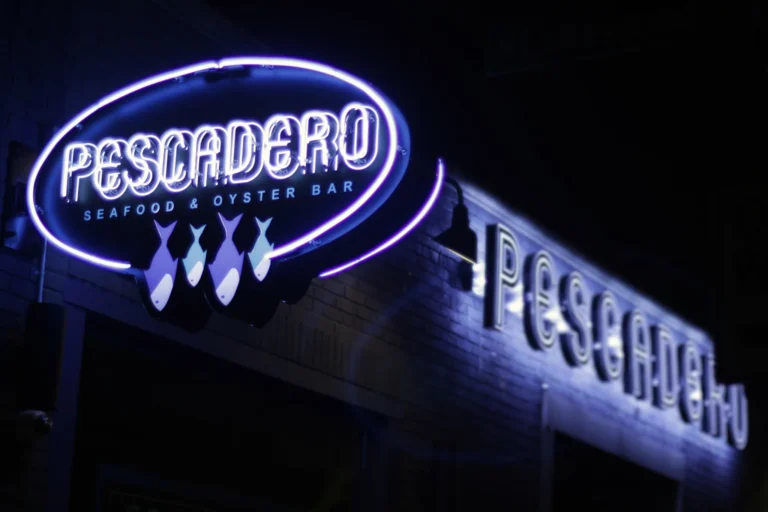 Neonarts pescadero_3430 sign in white for sign