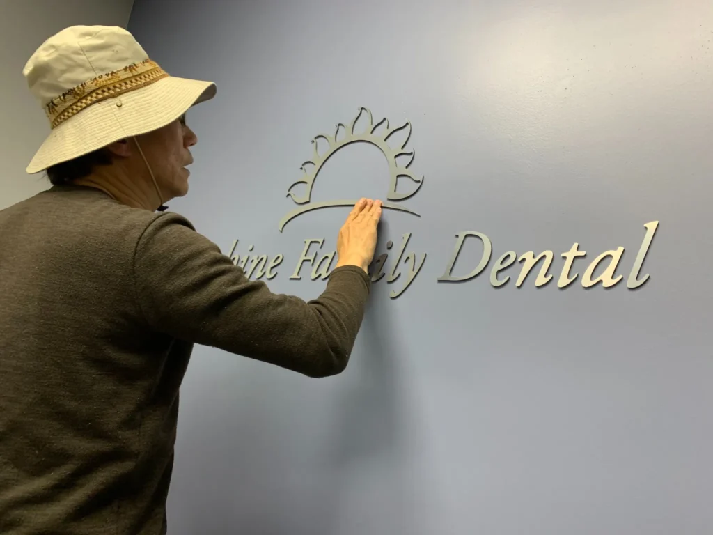 Neonarts Sunshine Dental Wall Logo in LED for modern neon sign decor